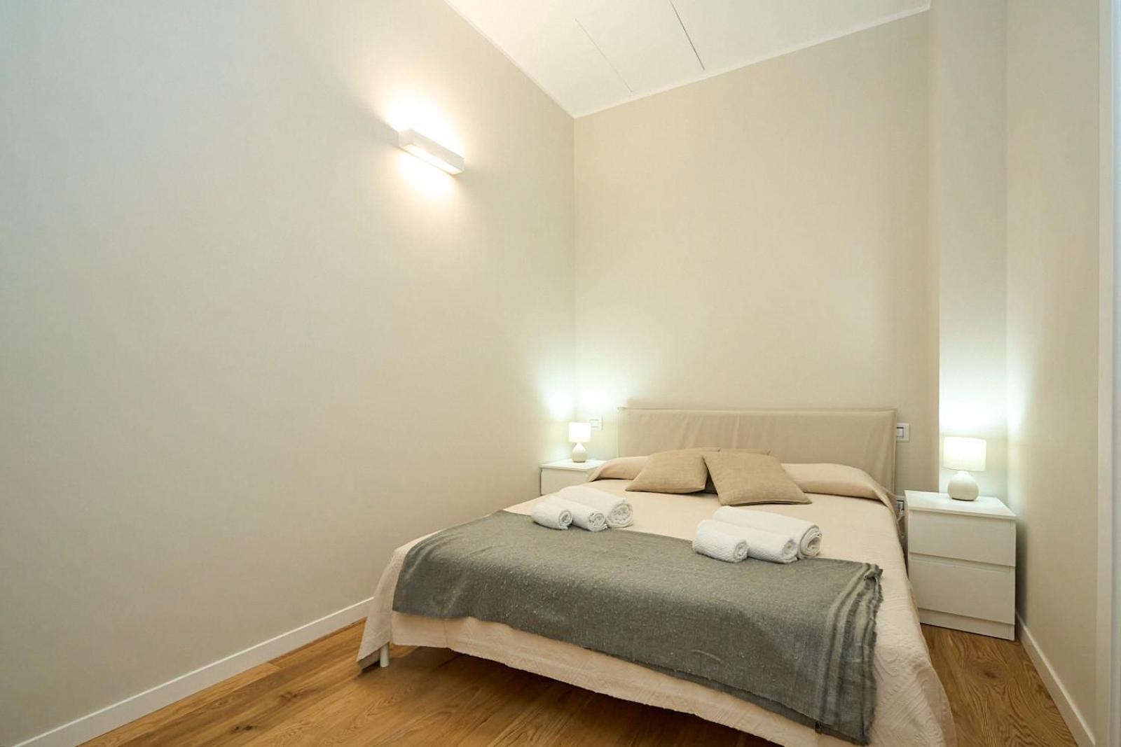 Ferienwohnung Duomo Luxury Loft A Step From Duomo Mailand Exterior foto